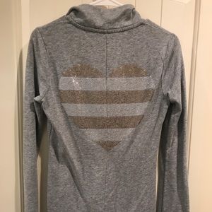 ❄️Victoria's Secret Heart Bling Sweatshirt❄️
